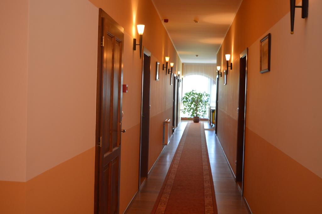 Piroska Csarda Es Panzio Bed & Breakfast Siofok Exterior photo
